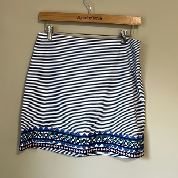 VINEYARD VINES GEO PREP EMBROIDERED MARGO SKIRT Marlin Stripes Sz 2 NEW - Picture 1 of 9